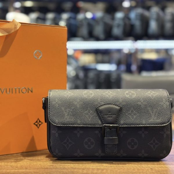 Sacoche Louis Vuitton Montsouris Wallet