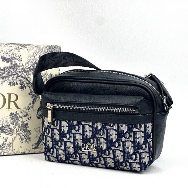 Sacoche Christian Dior logo