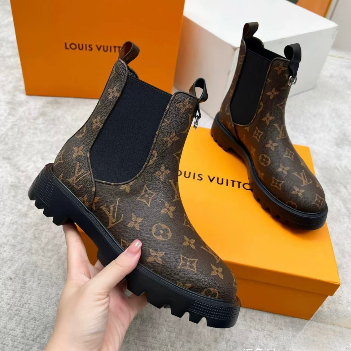Bottes cuir Louis Vuitton